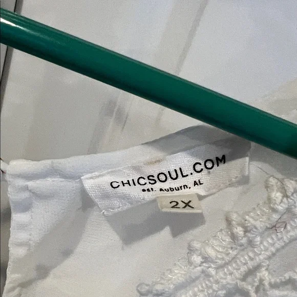 Elegant White Lace Women's Top - Picture 2 of 6